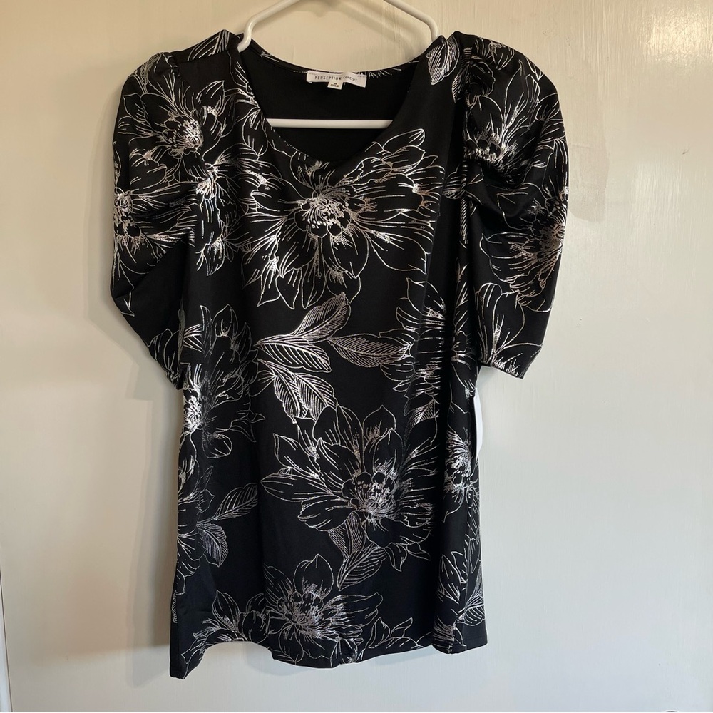 PerSeption Concept Monochrome Floral Blouse NWT